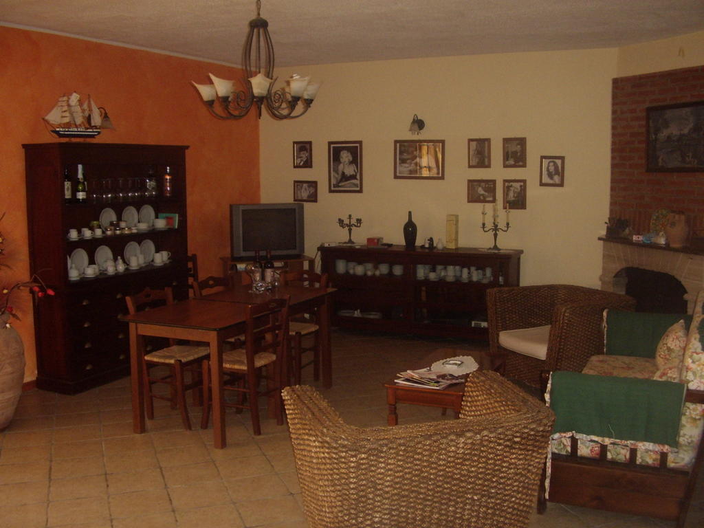 ליקאטה B&B Valoroso Village מראה חיצוני תמונה